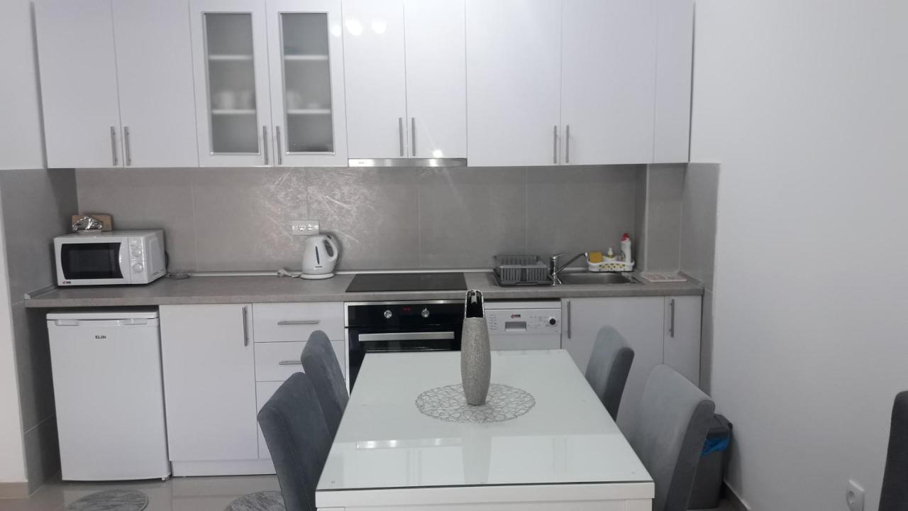 Renome Apartmani Banja Koviljača Buitenkant foto