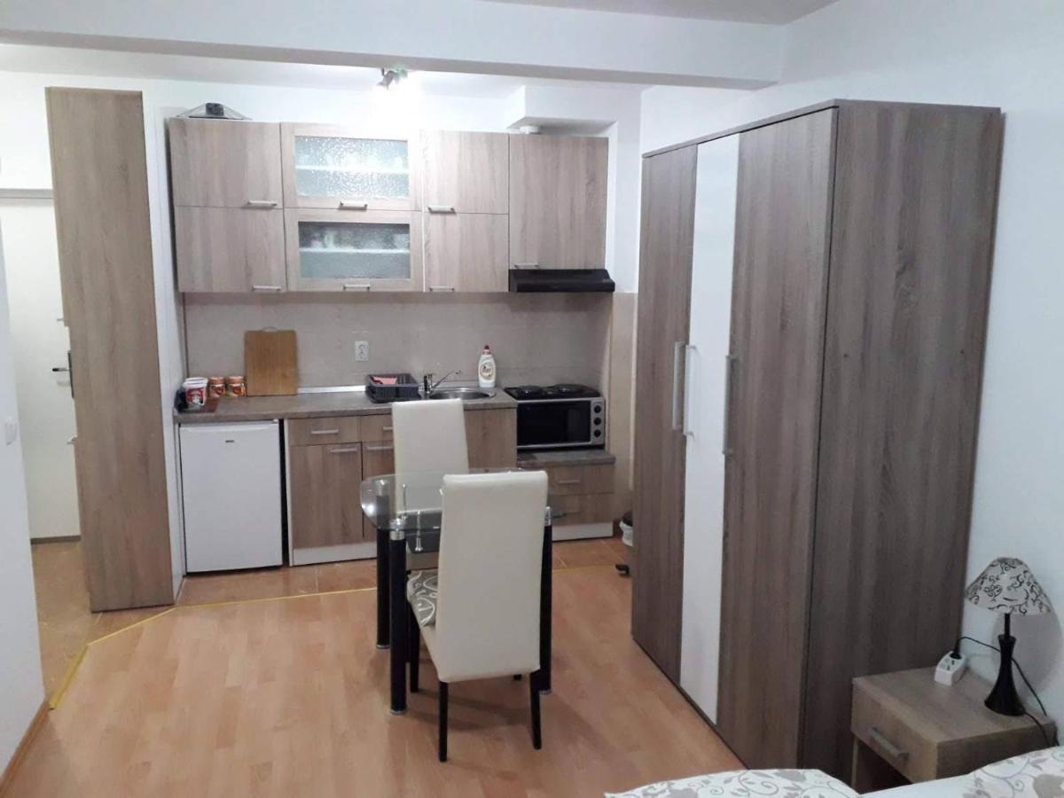 Renome Apartmani Banja Koviljača Buitenkant foto