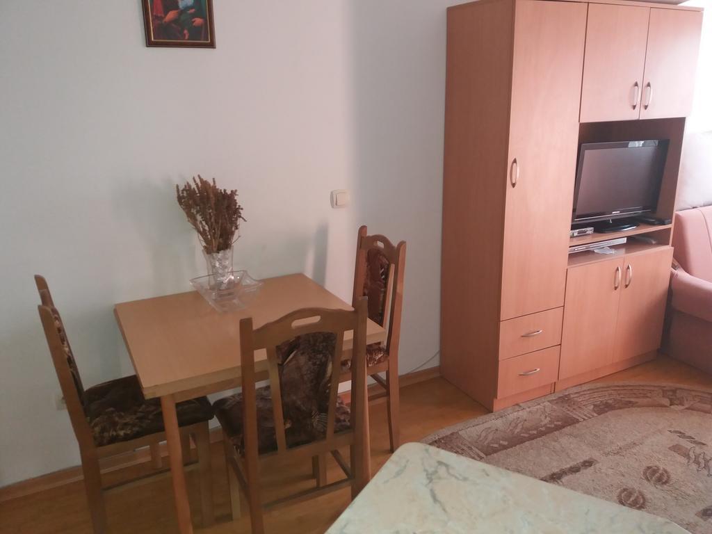 Renome Apartmani Banja Koviljača Buitenkant foto