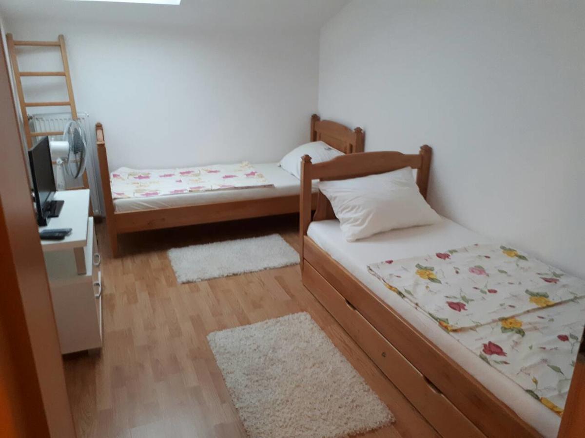 Renome Apartmani Banja Koviljača Buitenkant foto
